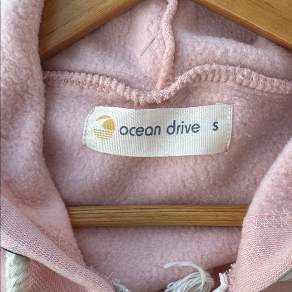 Ocean Drive Maui, Hawaii Sweatshirt NWT - Picture 5 of 6